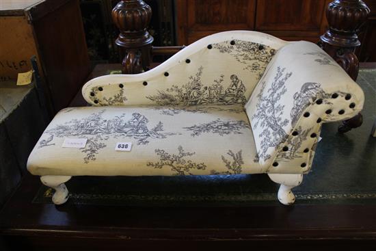 Miniature chaise longue